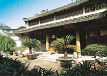 1888年由孙衣言和孙诒让父子建造,现包括百晋斋和孙诒让故居.
