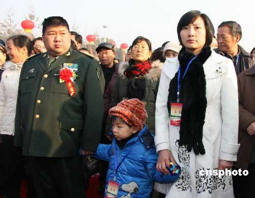 ë�󶫵�����ë����һ������